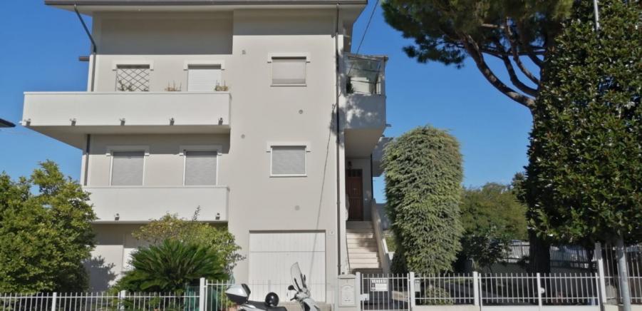 Pesaro - zona cattabrighe - appartamento in vendita