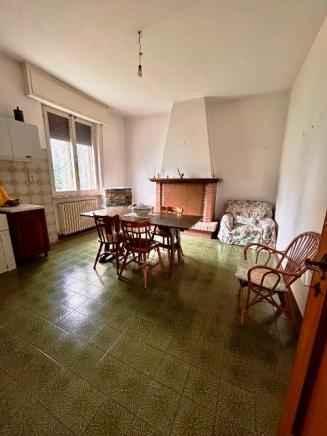 Montegridolfo - zona  - rustico-casolare-cascina in vendita