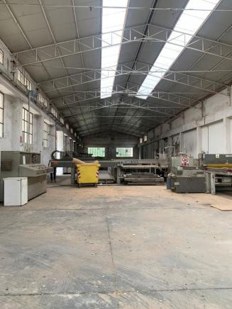 Pesaro - zona cattabrighe - capannone in vendita