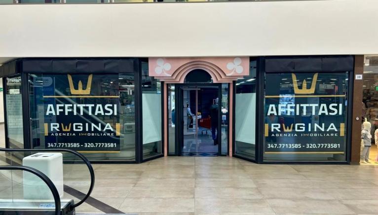 Pesaro - zona  - locale commerciale negozio in locazione