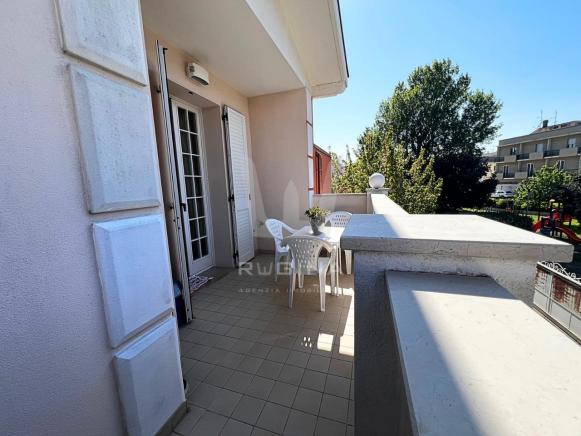 Pesaro - zona loreto - appartamento in vendita