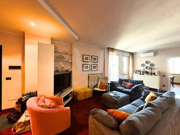 Pesaro - zona pantano - appartamento in vendita