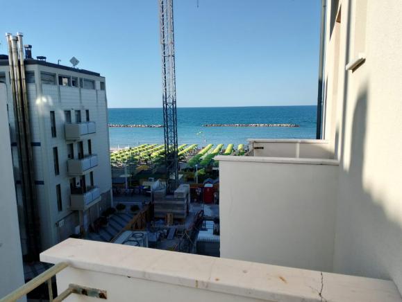 Pesaro - zona mare - appartamento in vendita