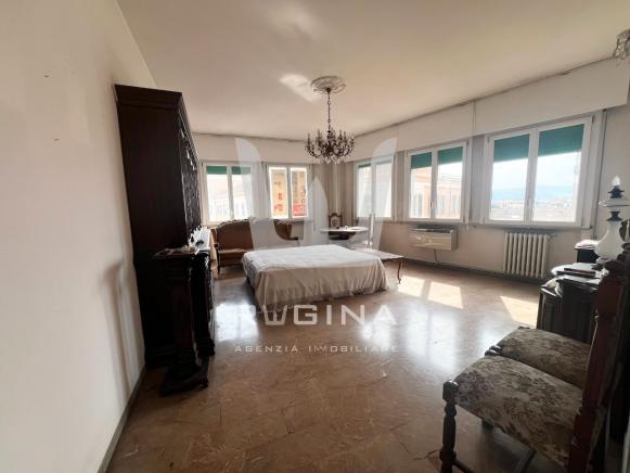 Pesaro - zona centro - appartamento in vendita